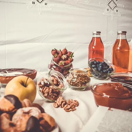 Amaranto לינה וארוחת בוקר Cavour