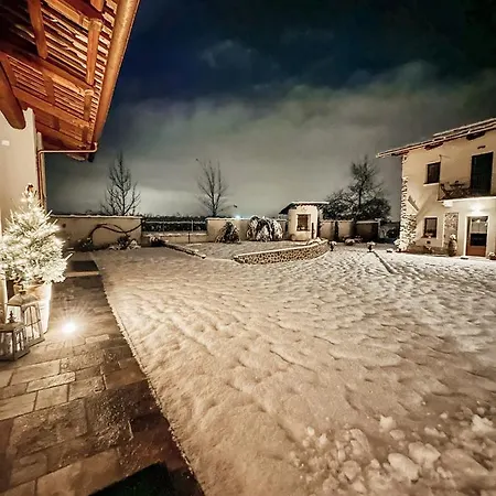 Amaranto Panzió Cavour