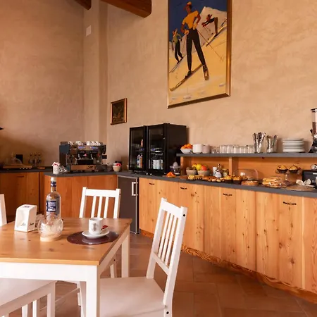 Nocleg ze śniadaniem Amaranto Cavour