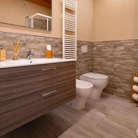 Amaranto Panzió Cavour